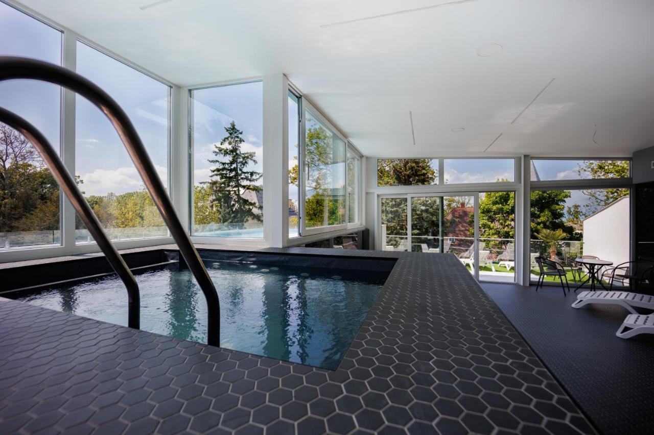 Villa Bauhaus Wellness Apartman Fsz. 1 Шиофок Экстерьер фото
